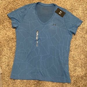 Under armor heat gear v neck shirt xL